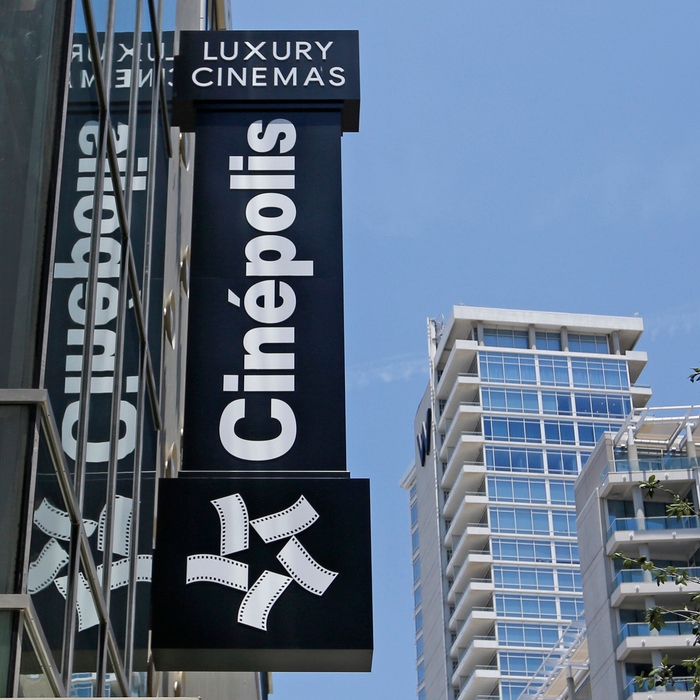 Cinepolis Luxury Cinemas Victory Park